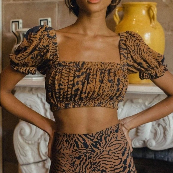 NWT Montce Tigre Micro Scrunch
Marcela Top - Picture 4 of 4